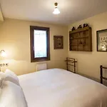 Apartment Wood ✪ Wifi, Terraza ✪ Ideal Excursiones *